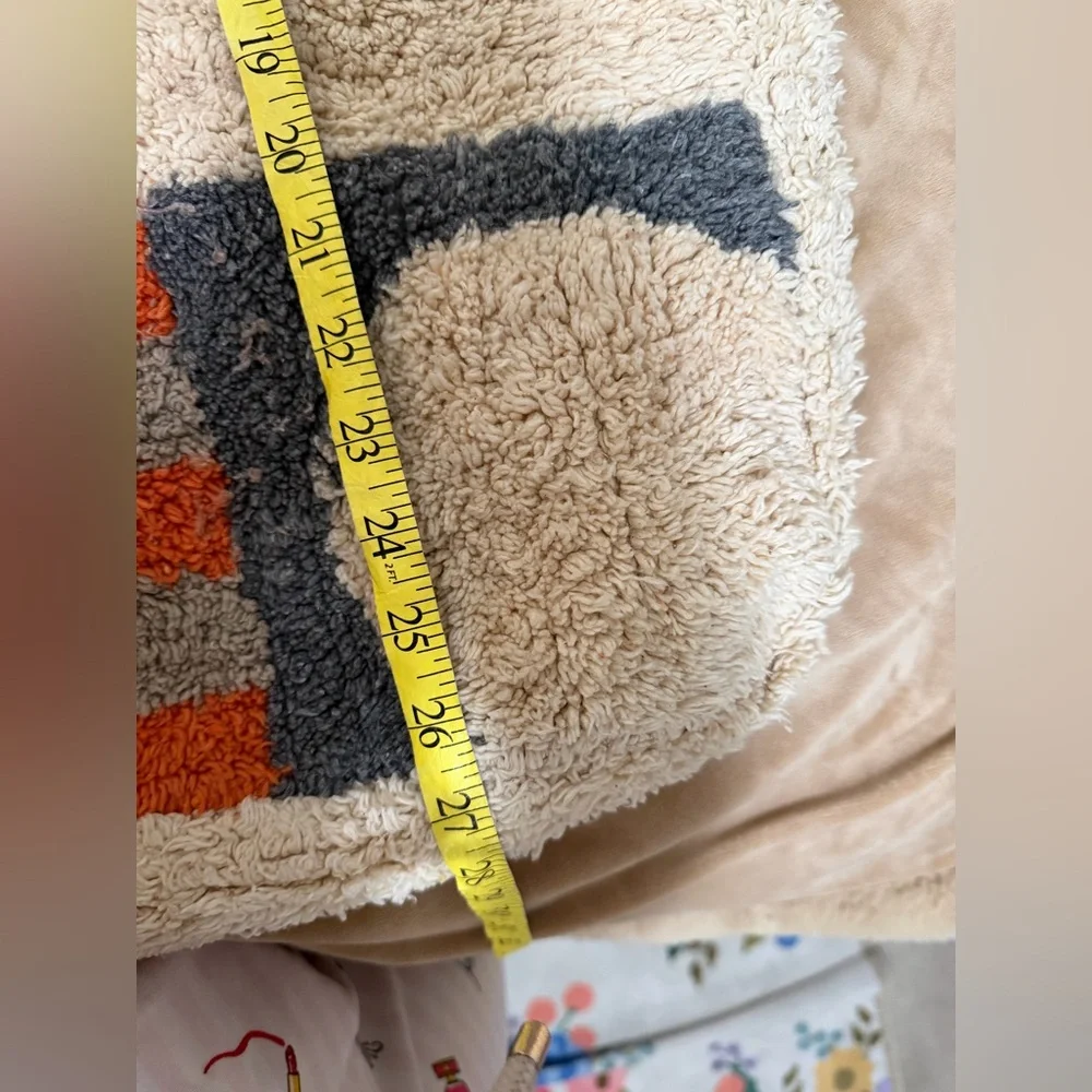 Ink + Alloy Abstract Patterned Textured Tote Bag - Cream, Orange, and Gray - Picture 3 of 6